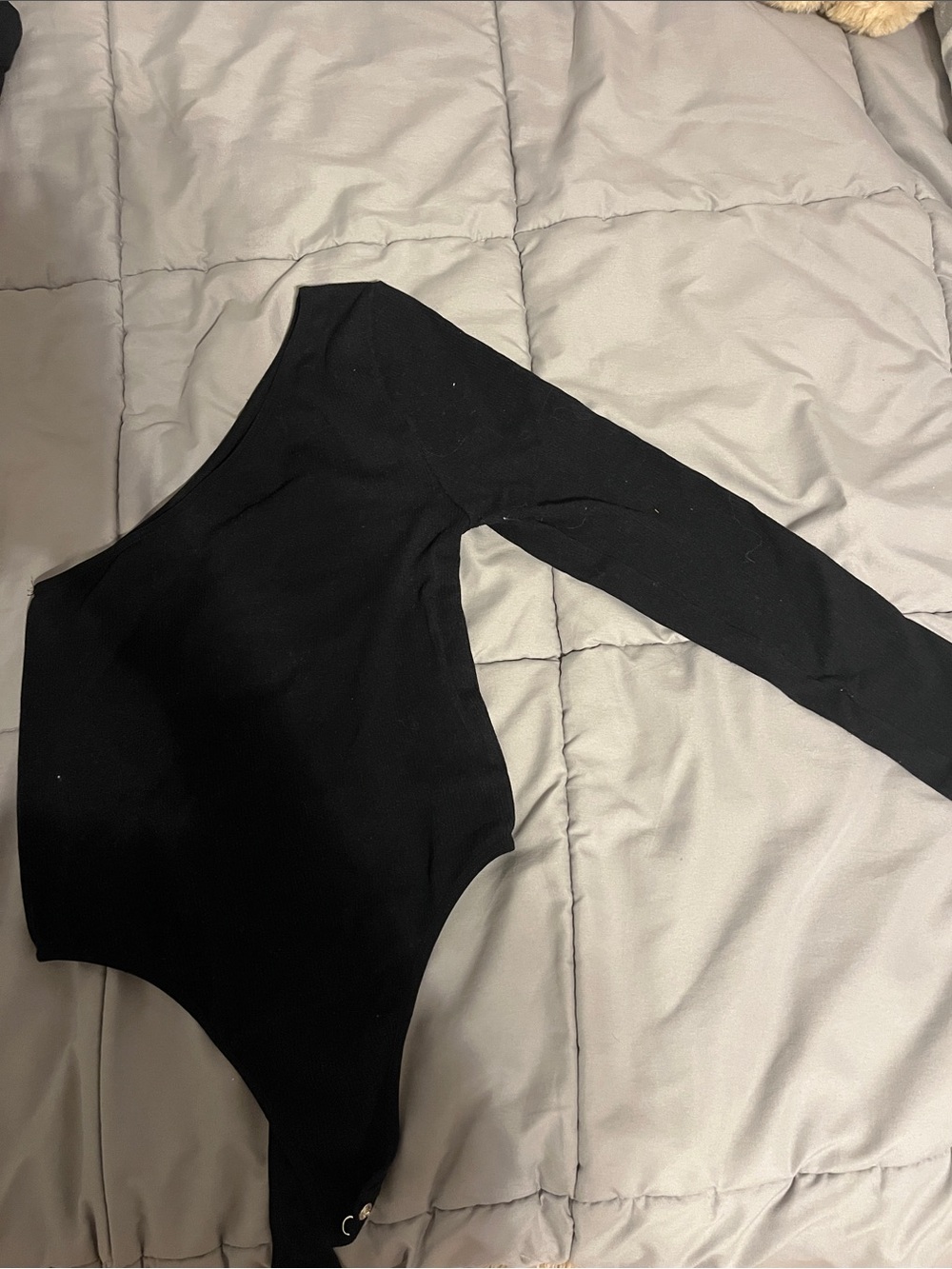 Black One-Shoulder Long-Sleeve Bodysuit